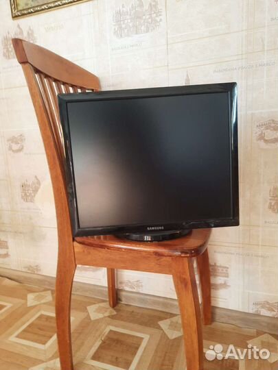 Монитор Samsung и LG
