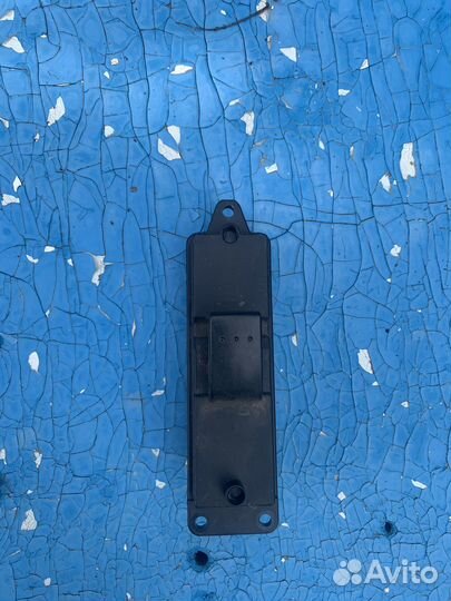 Кнопка стеклоподъемника Mazda 3 bk