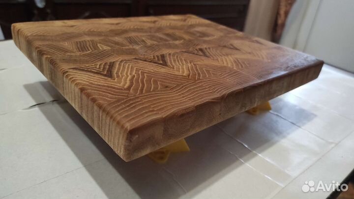 Ясень торцевая