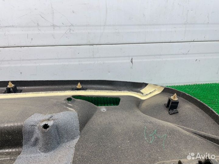 Обшивка двери передняя правая Лада 2111 1 21124