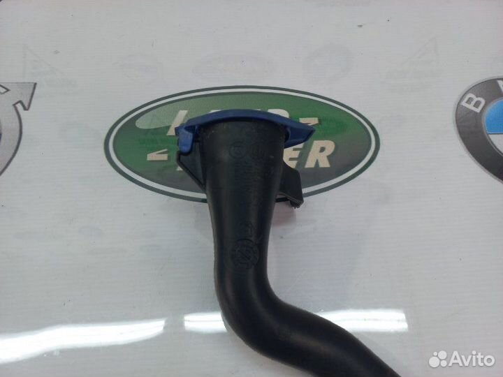 Заливная горловина бачка омывателя Volvo S60 V60