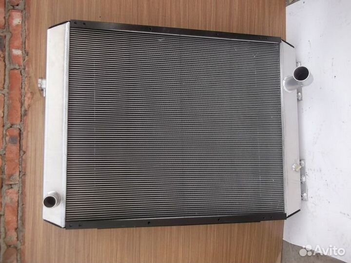 Радиатор водяной Hyundai R290LC-7R