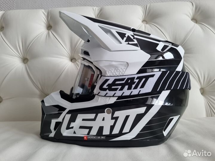 Шлем кpoccoвый Leatt 7.5 Helmet Бeлый c oчкaми