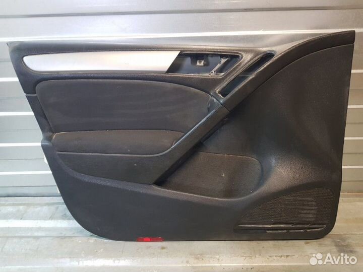 Обшивка двери передней левой Volkswagen Golf MK6