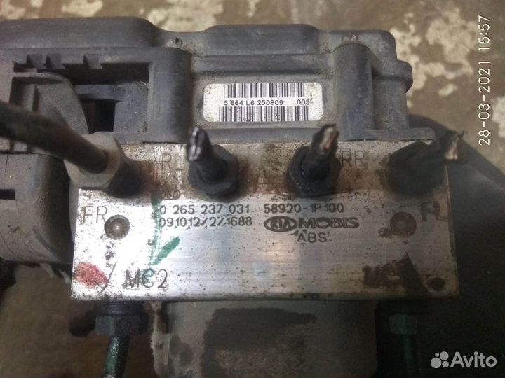 Блок абс на Киа Венга 2012 год