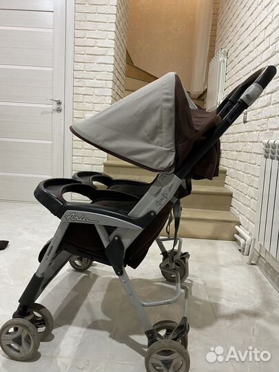 Коляска для двойни