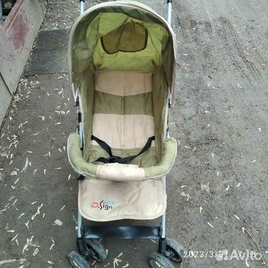 Прогулочная коляска