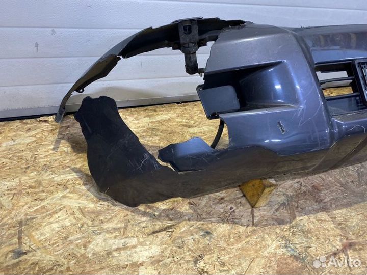 Бампер передний Toyota Land Cruiser Prado 120