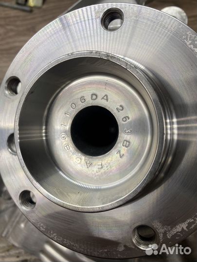 Кулаки поворотные в сборе со ступицами bmw 5 e39