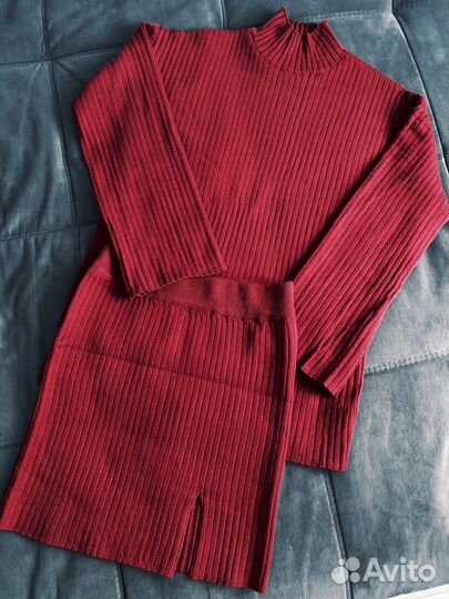 Костюм новый 42-46