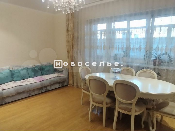 3-к. квартира, 90 м², 4/9 эт.