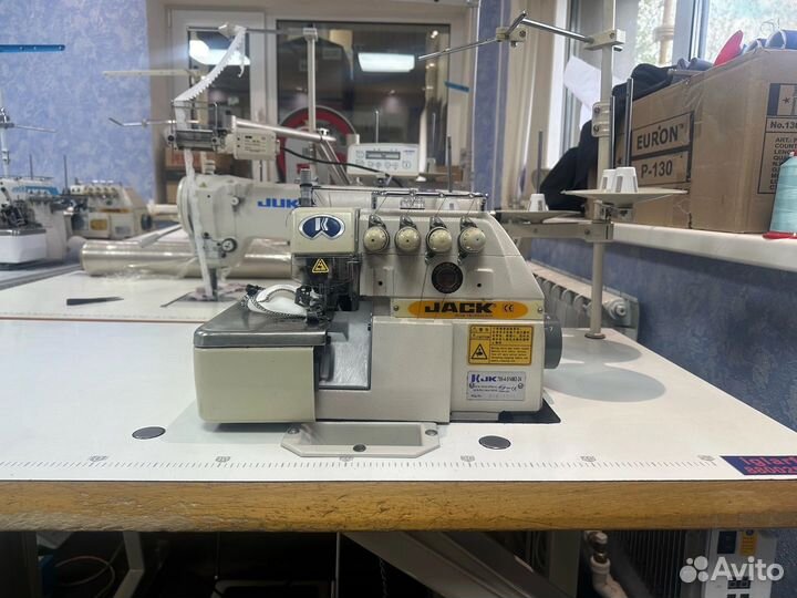 Промышленный оверлок 4 ниточный бу