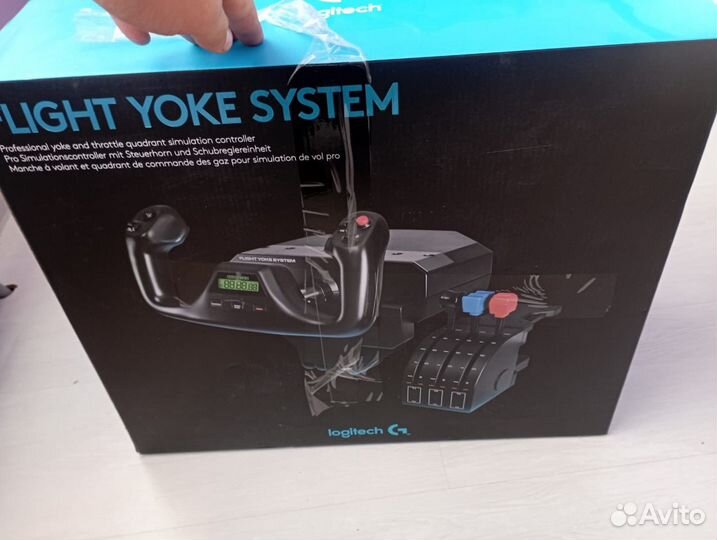 Игровая приставка авиастимулятор