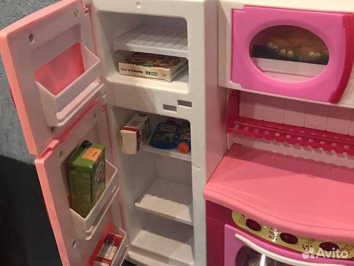 Игрушка кухня интерактивная