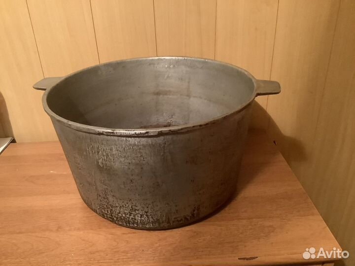 Казан чугунный бу 22,5 литра