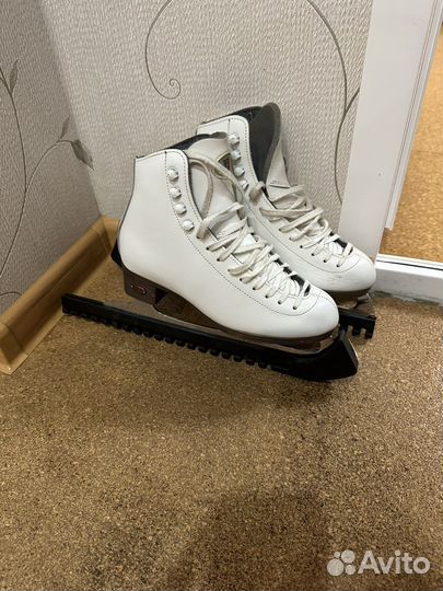 Коньки профессиональные фигурное катание
