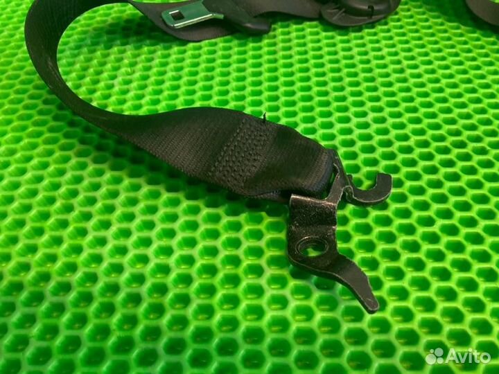 Ремень безопасности передний правый Bmw X1 E84