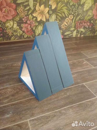 Полочки - треугольники