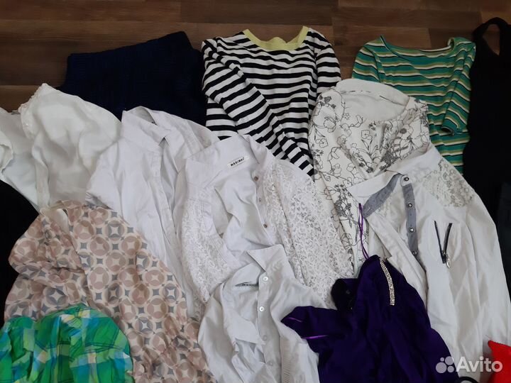 Продам вещи женские и белье мешком 42р