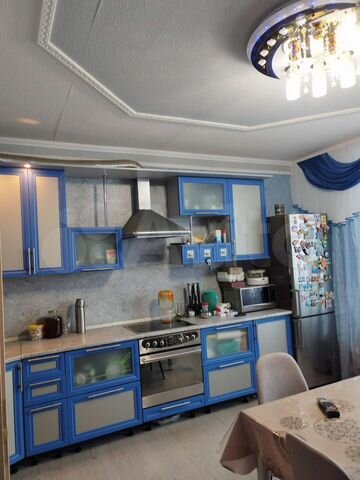 2-к. квартира, 72,1 м², 7/10 эт.