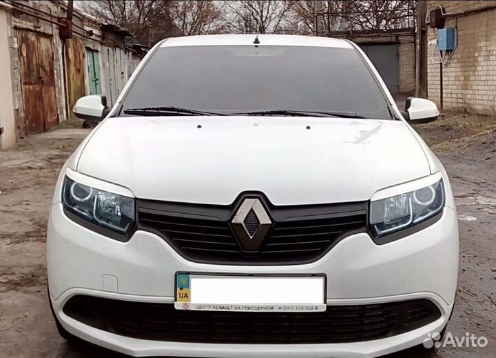 Реснички на фары Renault Logan, Sandero