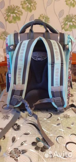 Рюкзак школьный ортопедический для девочки