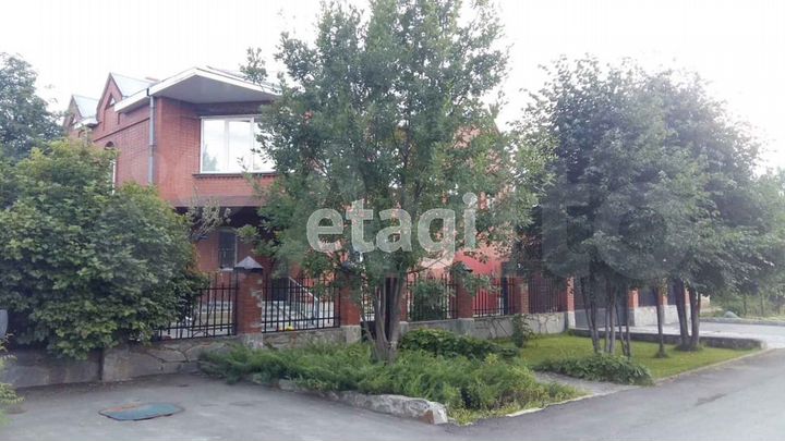 Коттедж 414 м² на участке 10,3 сот.