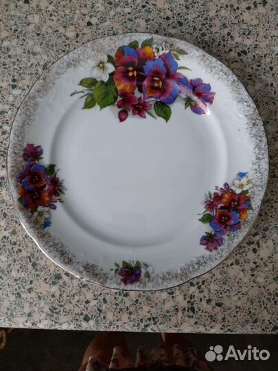 Супница, соусница, тарелки