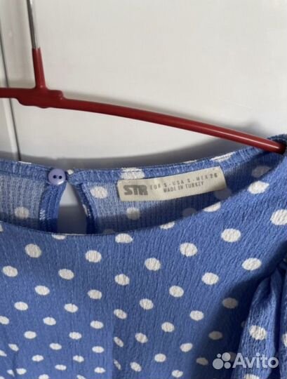 Платье в горошек stradivarius