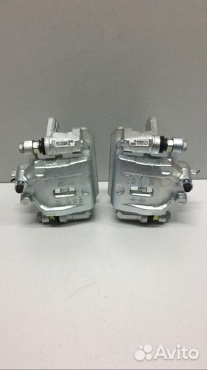 Суппорта задние grand Starex 583204ha00 583104ha00