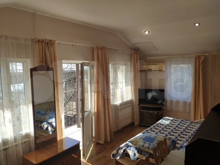 Комната 15 м² в 2-к., 1/3 эт.