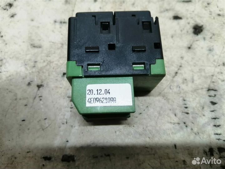 Кнопка многофункциональная Audi A8 D3 4E 2004-2