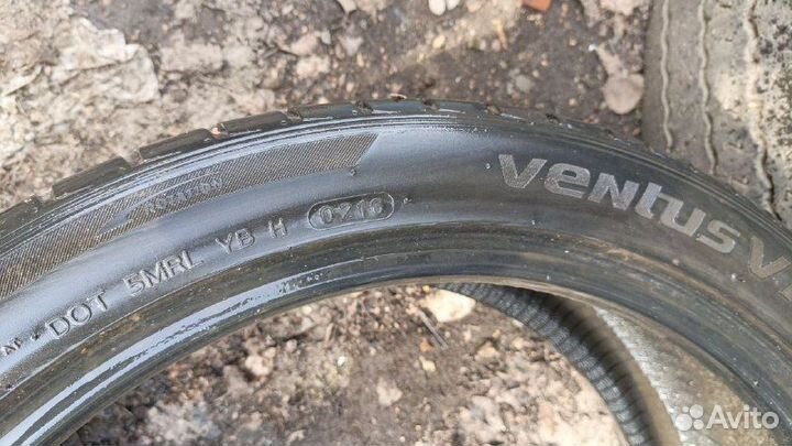 Hankook Ventus V2 AS 225/40 R18