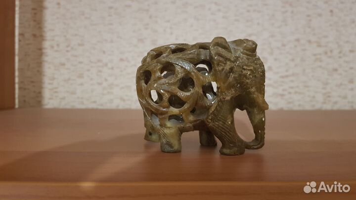 Слоник из оникса 2 в 1