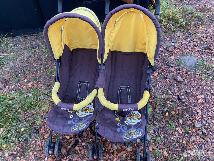 Коляска для двойни