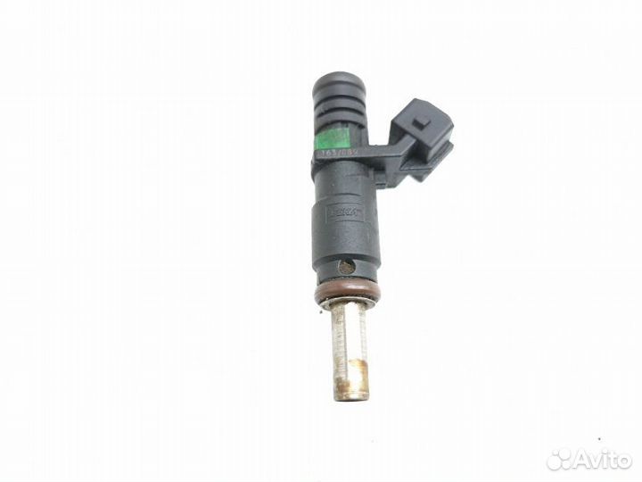 Форсунка топливная Bmw 3-Series E90