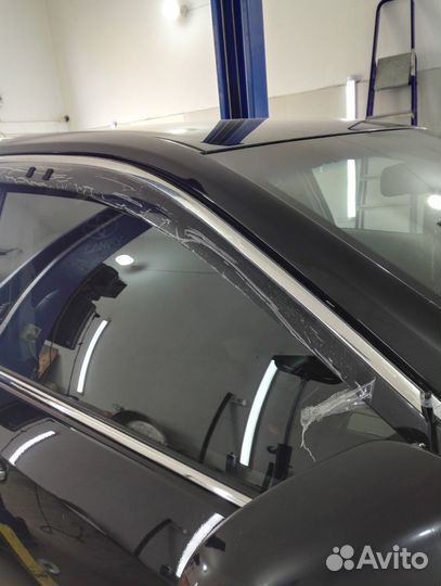 Дефлекторы окон с хромом любое авто