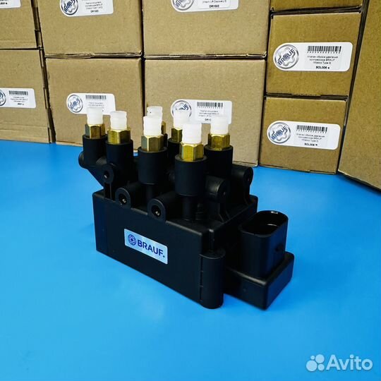 Блок клапанов пневмоподвески brauf Tesla Model S