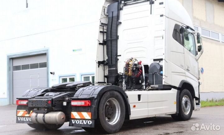 В разборке грузовик Volvo, FH с 2013