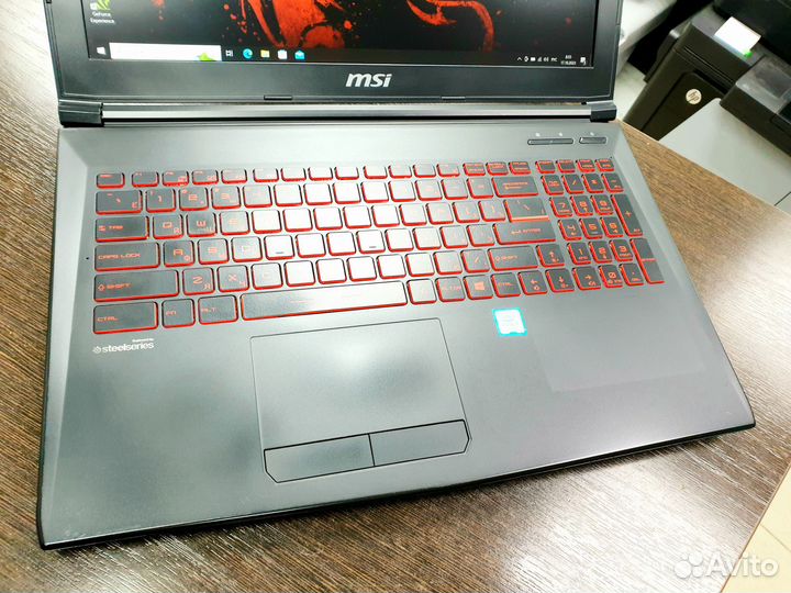 Игровой ноутбук msi в отличном