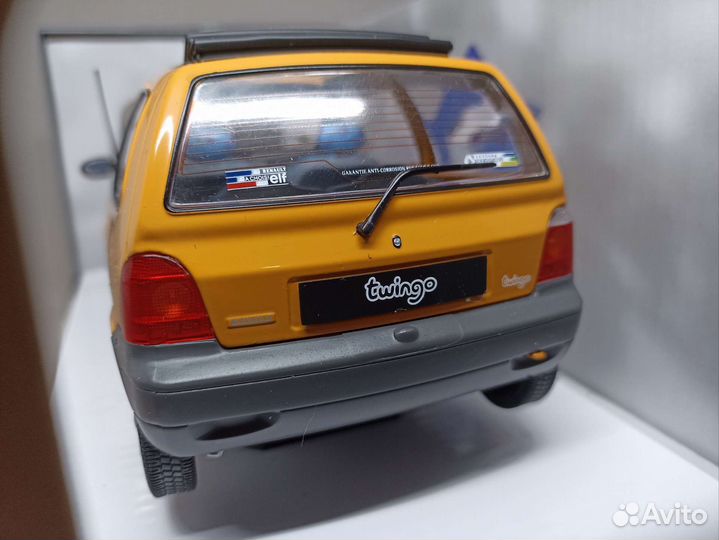 Renault Twingo 1:18