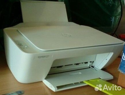 Принтер, копир и сканер HP DeskJet 2130