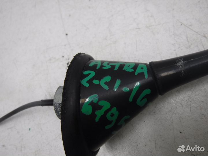 Антенна Opel Astra H 2004