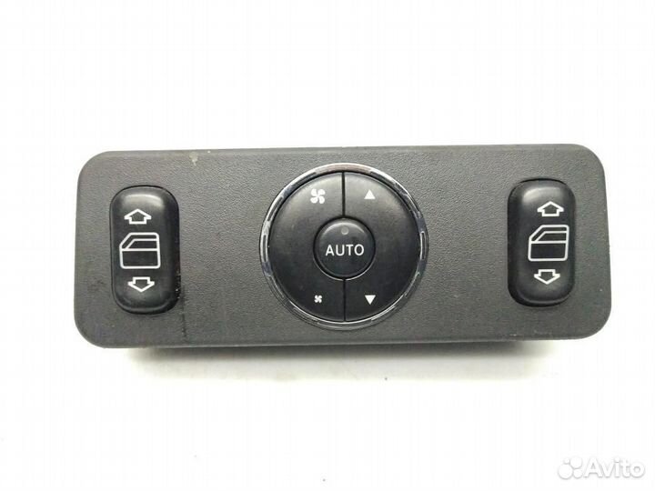 Кнопка стеклоподъемника двери Mercedes-Benz