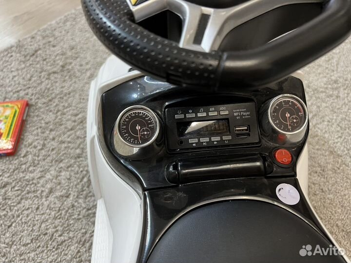 Машинка-каталка(Толокар)