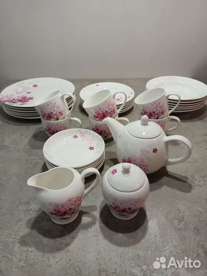 Новый чайно-столовый сервиз 6 персон 33 шт фарфор