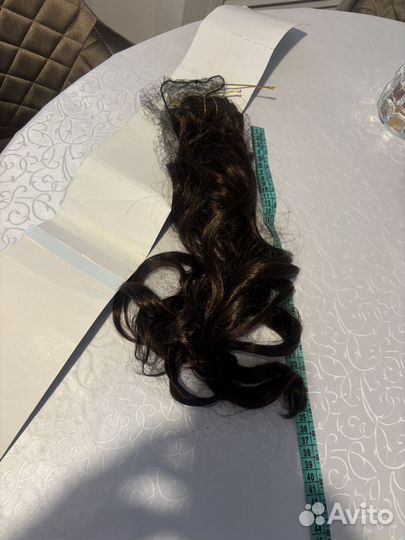 Волосы на заколках