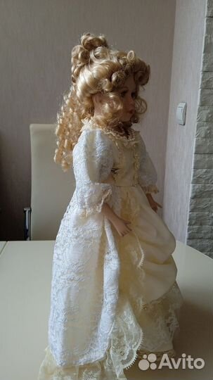 Кукла коллекционная фарфор