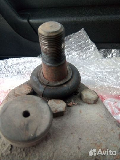 Правый верхний рычаг Газ Соболь