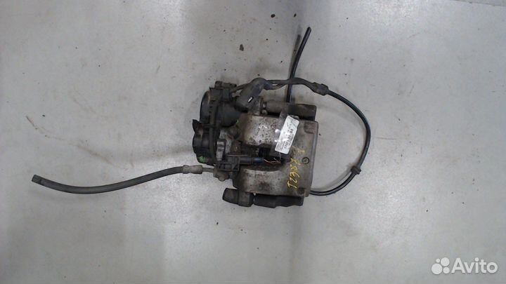 Суппорт Mercedes C W205 2018, 2019